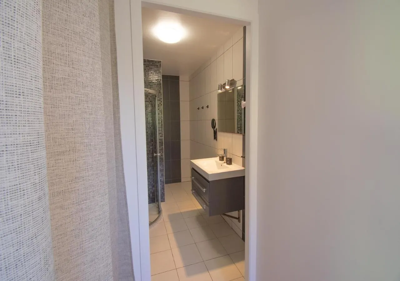 Le Mimosa 4 Pers 80 M2 Shared Pool Apartment Saint-Cezaire-sur-Siagne